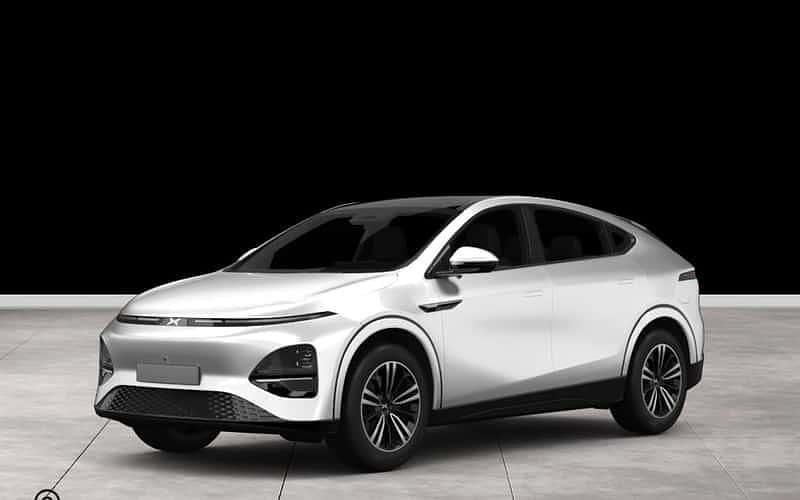 Weiß Gebraucht 2025 XPENG G6 RWD Long Range SUV | 40.187 € (Fairer Preis) - Bild 1/4