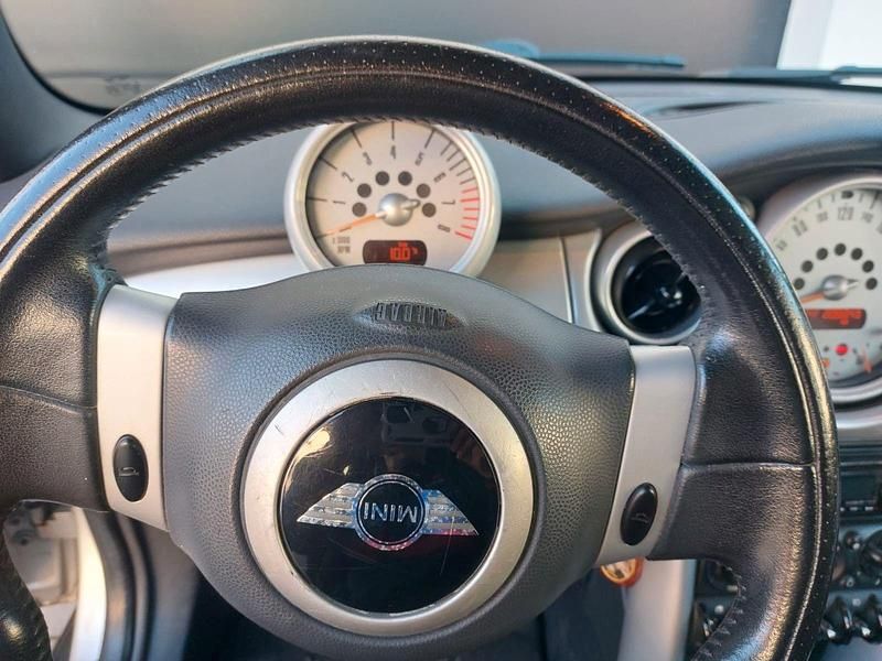 Gebraucht Mini One Cabriolet 90 PS (66 kW) 2004 Silber Cabrio