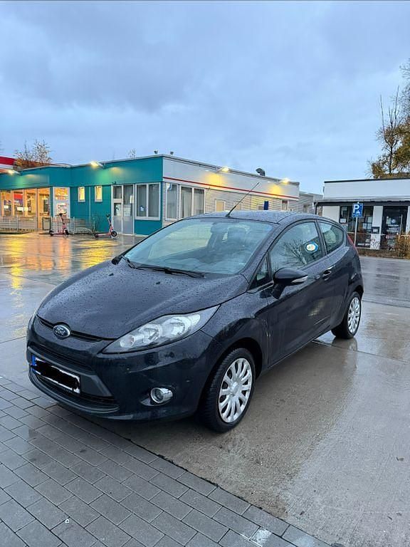 Schwarz Gebraucht 2012 Ford Fiesta Limousine | 4.499 € - Bild 1/4