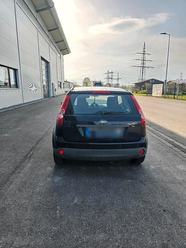 Gebraucht Ford Fiesta 60 PS (44 kW) 2006 Schwarz Kleinwagen