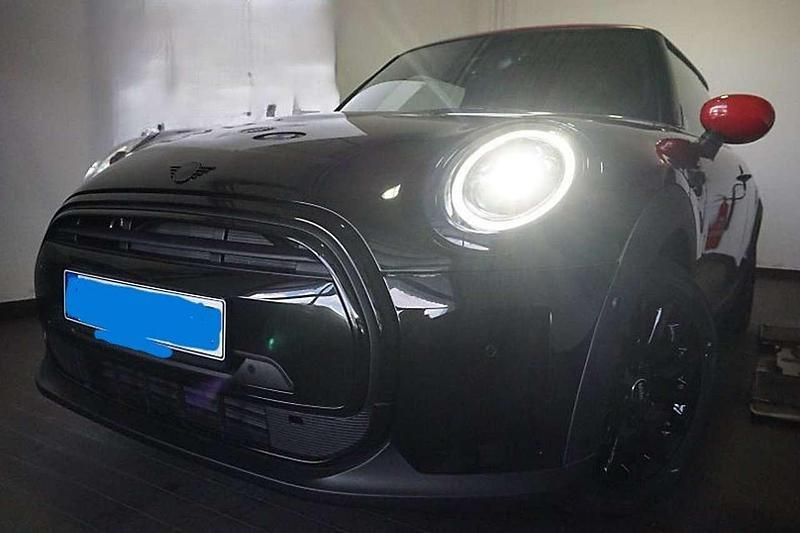 Gebraucht 2023 Mini Cooper Classic Kleinwagen | 24.500 € (Teuer) - Bild 1/4