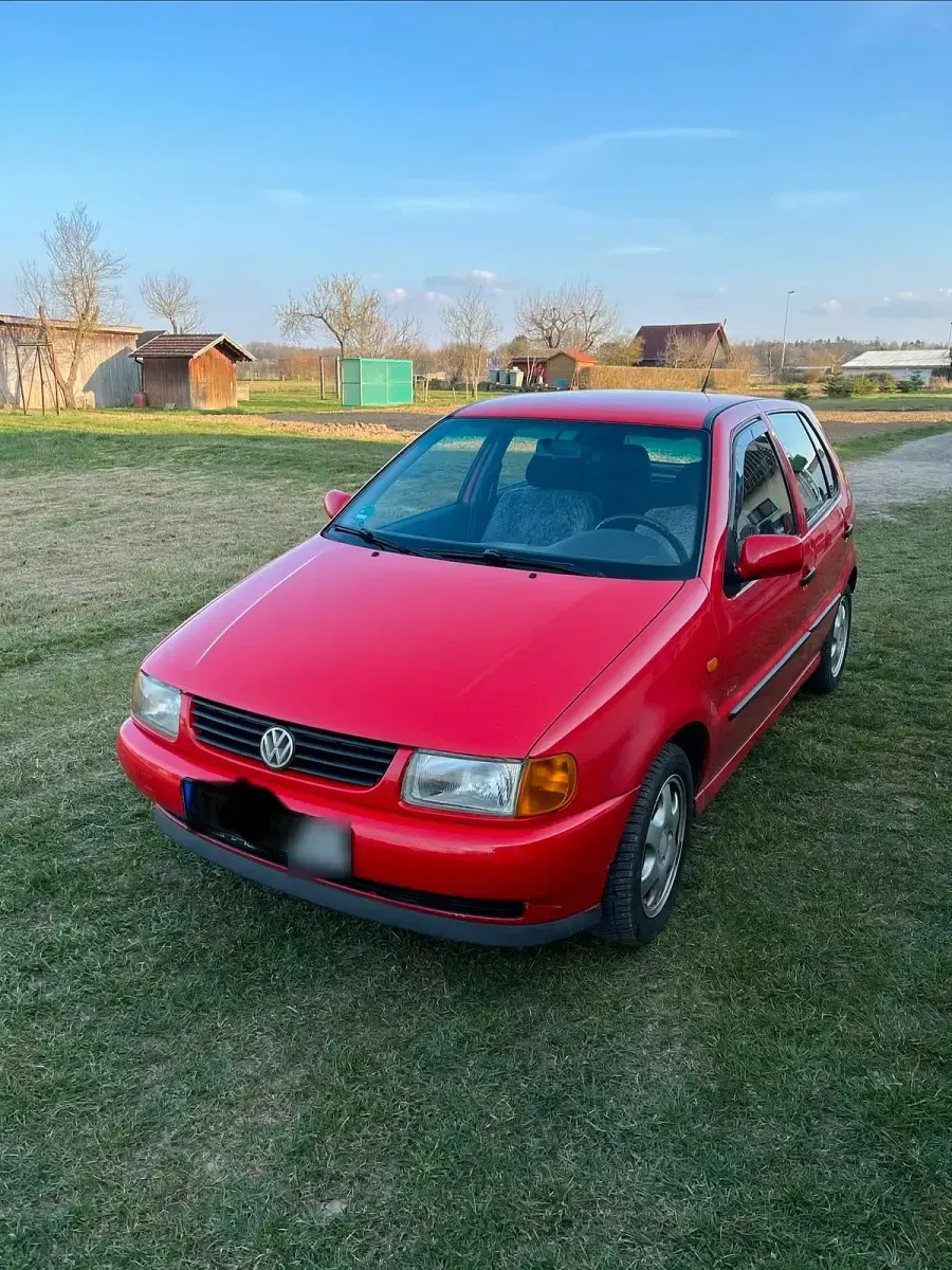 Brugt VW Polo 50 HK (36 kW) 1999 Rød Sedan