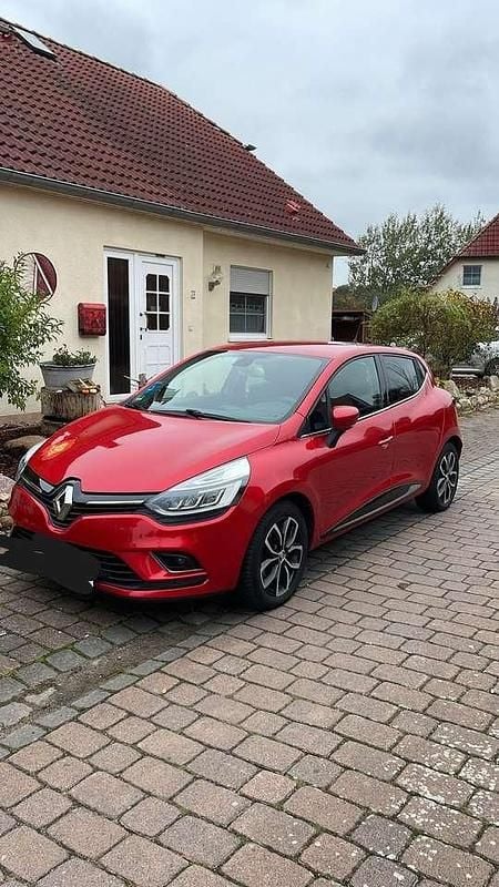 Gebraucht 2017 Renault Clio IV Bose Edition Limousine | 9.900 € (Guter Preis) - Bild 1/4