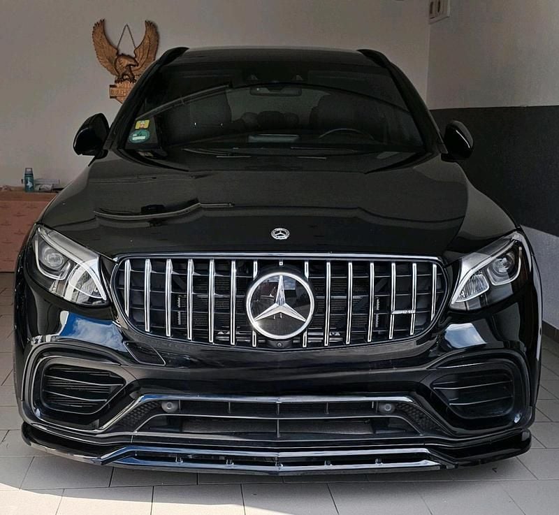 Schwarz Gebraucht 2019 Mercedes GLC63 AMG AMG SUV | 59.999 € (Guter Preis) - Bild 1/4