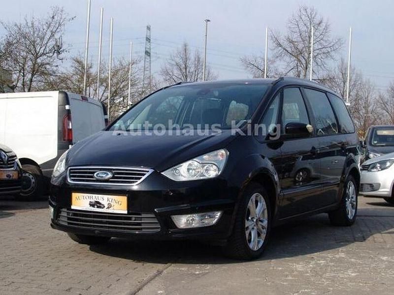Gebraucht Ford Galaxy Trend 116 PS (85 kW) 2011 Pantherschwarz metallic Van / Kleinbus