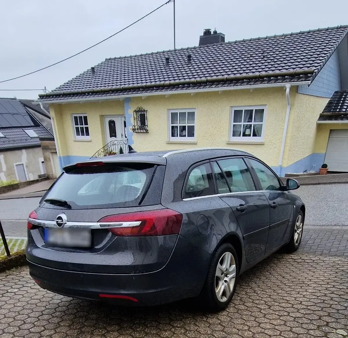 Gebraucht Opel Insignia 136 PS (100 kW) 2016 Grau Kombi