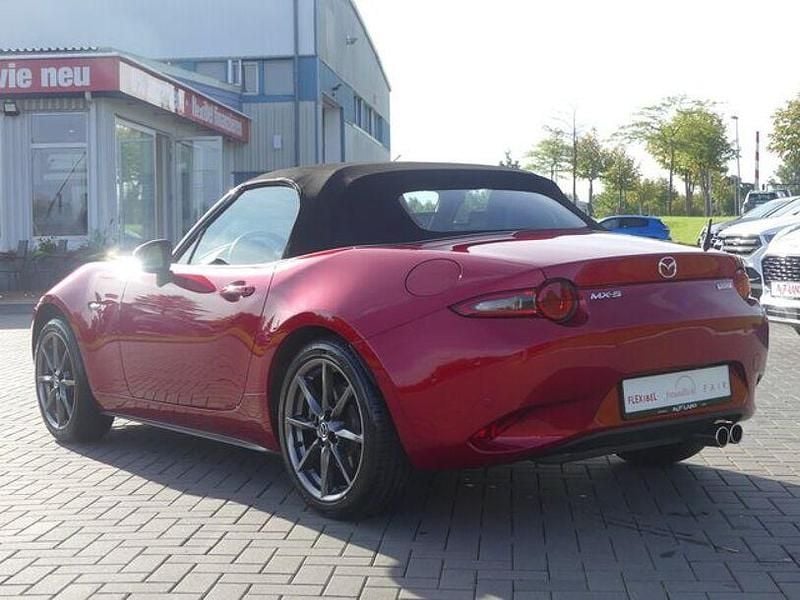 Gebraucht Mazda MX5 Sports-Line 160 PS (117 kW) 2016 Rot Cabrio