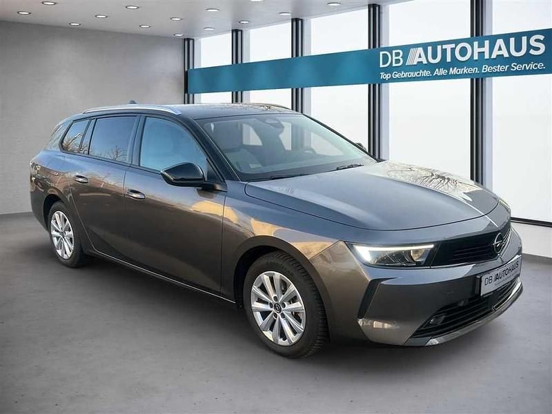 Gebraucht Opel Astra Business Elegance 131 PS (96 kW) 2024 Grau Kombi