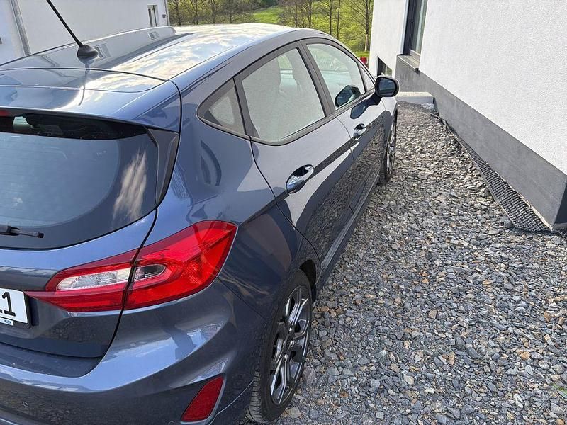 Używany Ford Fiesta ST-Line 125 KM (91 kW) 2018 Niebieski Hatchback