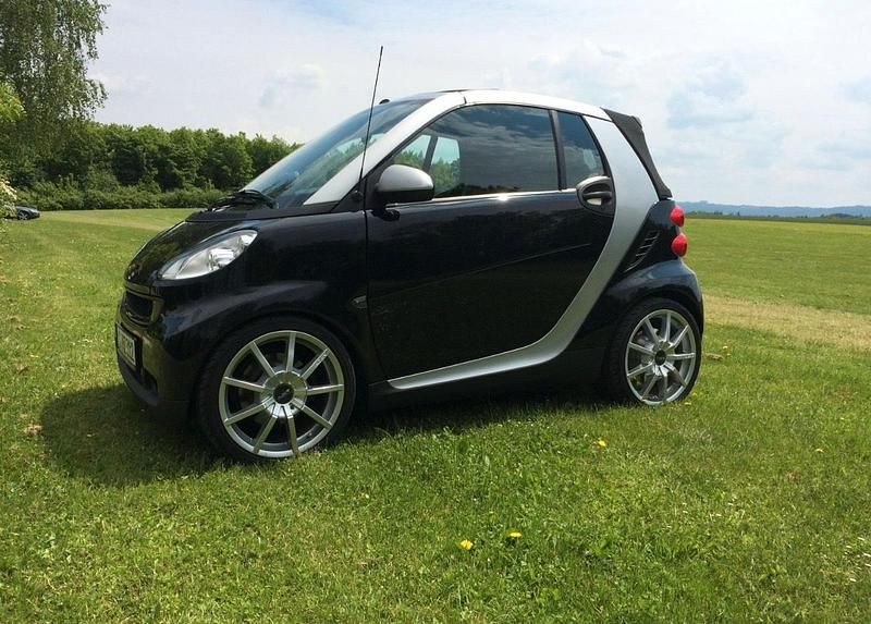 Schwarz Gebraucht 2008 Smart ForTwo Cabrio Cabrio | 9.000 € - Bild 1/4