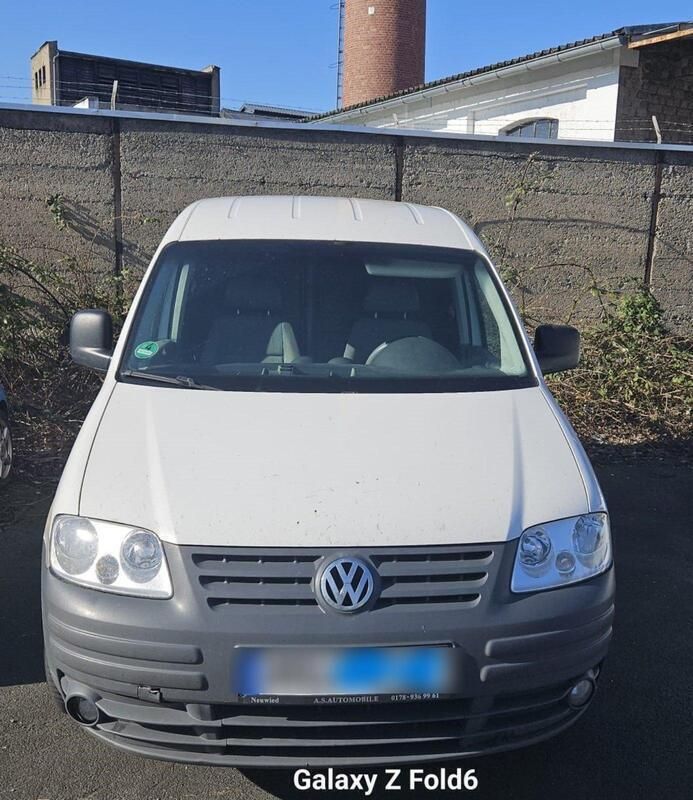 Weiß Gebraucht 2009 VW Caddy Van / Kleinbus | 1.500 € (Etwas zu teuer) - Bild 1/4