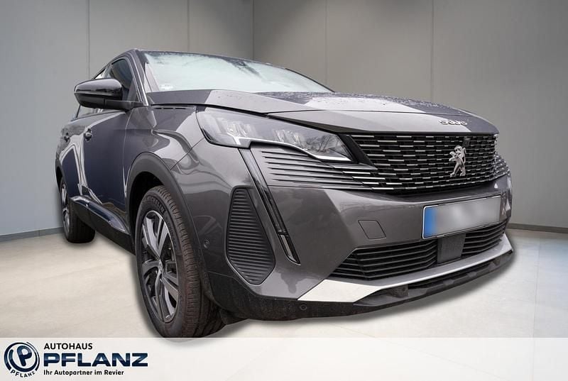 Gebraucht Peugeot 5008 Allure 131 PS (96 kW) 2025 Grau Van / Kleinbus