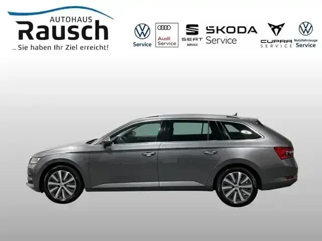 Gebraucht Skoda Superb Style 200 PS (147 kW) 2023 Grau Kombi