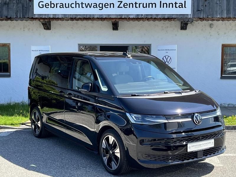 Second-hand VW Multivan Life 150 CP (110 kW) 2025 Monovolum