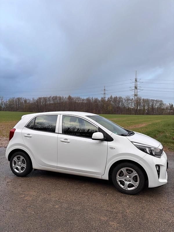 Gebraucht Kia Picanto 68 PS (50 kW) 2017 Weiß Kleinwagen