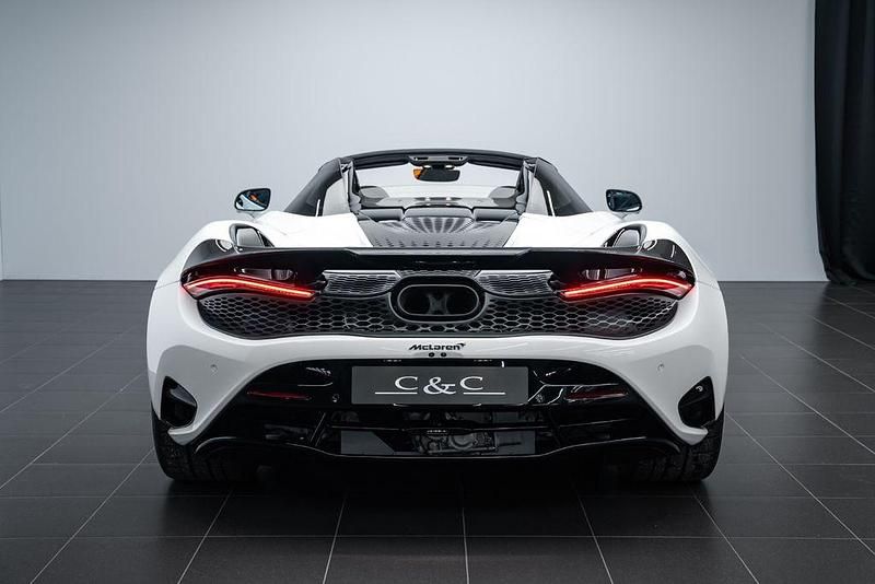 Gebraucht McLaren 750S 751 PS (552 kW) 2024 Weiß Cabrio
