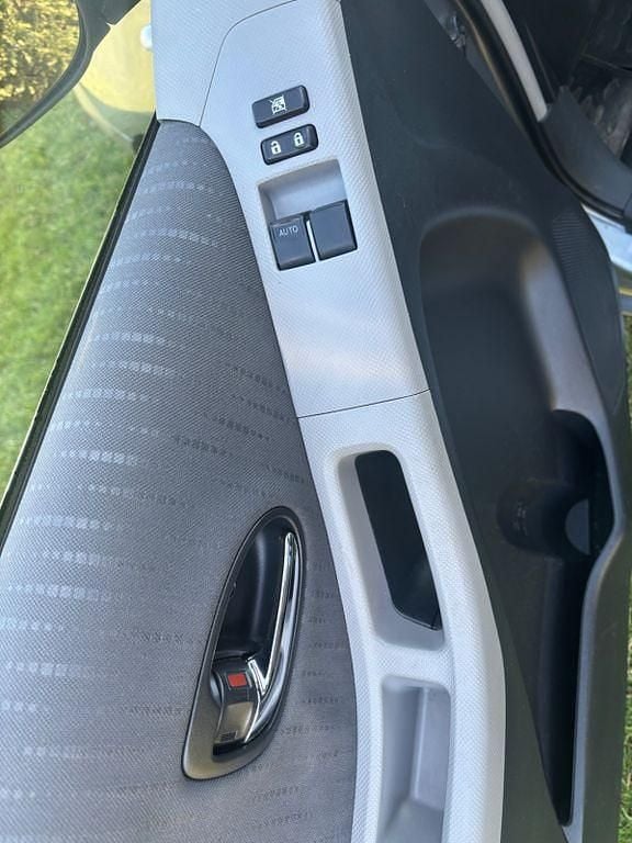 Gebraucht Toyota Yaris Sol 101 PS (74 kW) 2009 Grau Kleinwagen