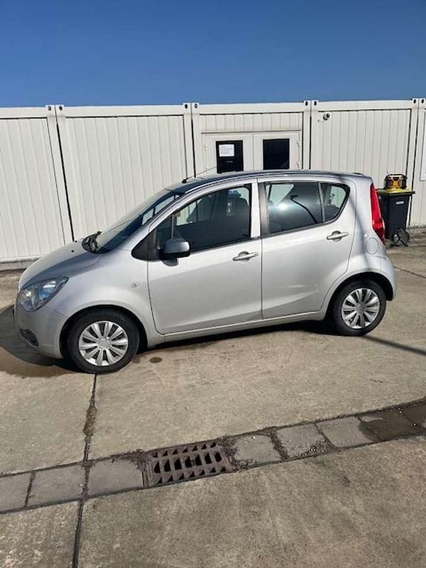 Gebraucht Opel Agila Edition 86 PS (63 kW) 2009 Silber Kleinwagen