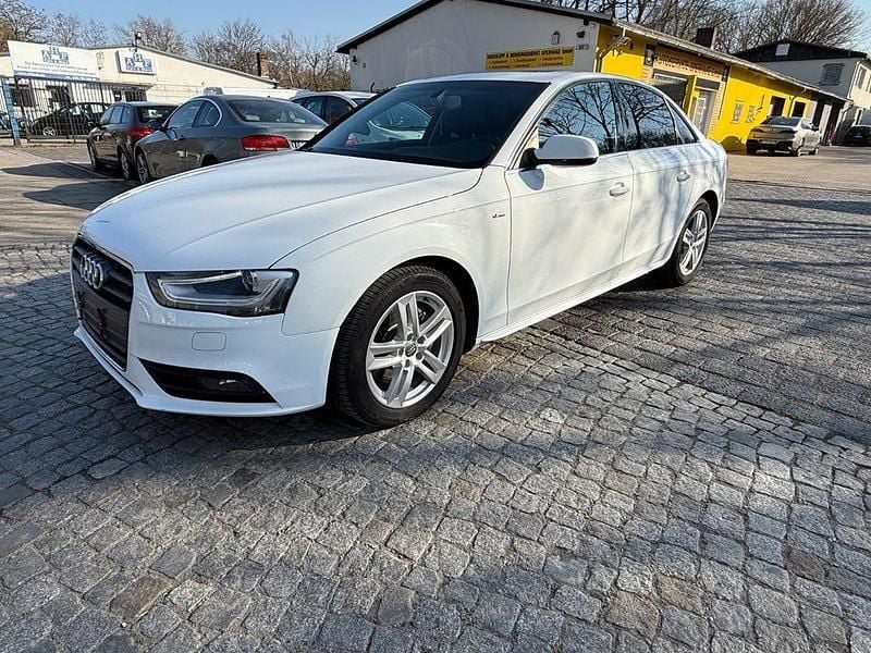 Gebraucht Audi A4 Ambiente 211 PS (155 kW) 2013 Limousine