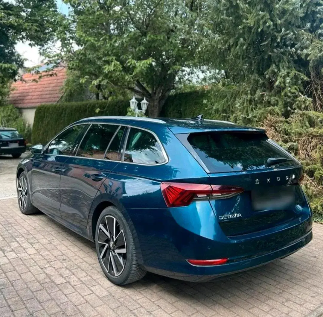 Gebraucht Skoda Octavia 150 PS (110 kW) 2021 Blau Kombi