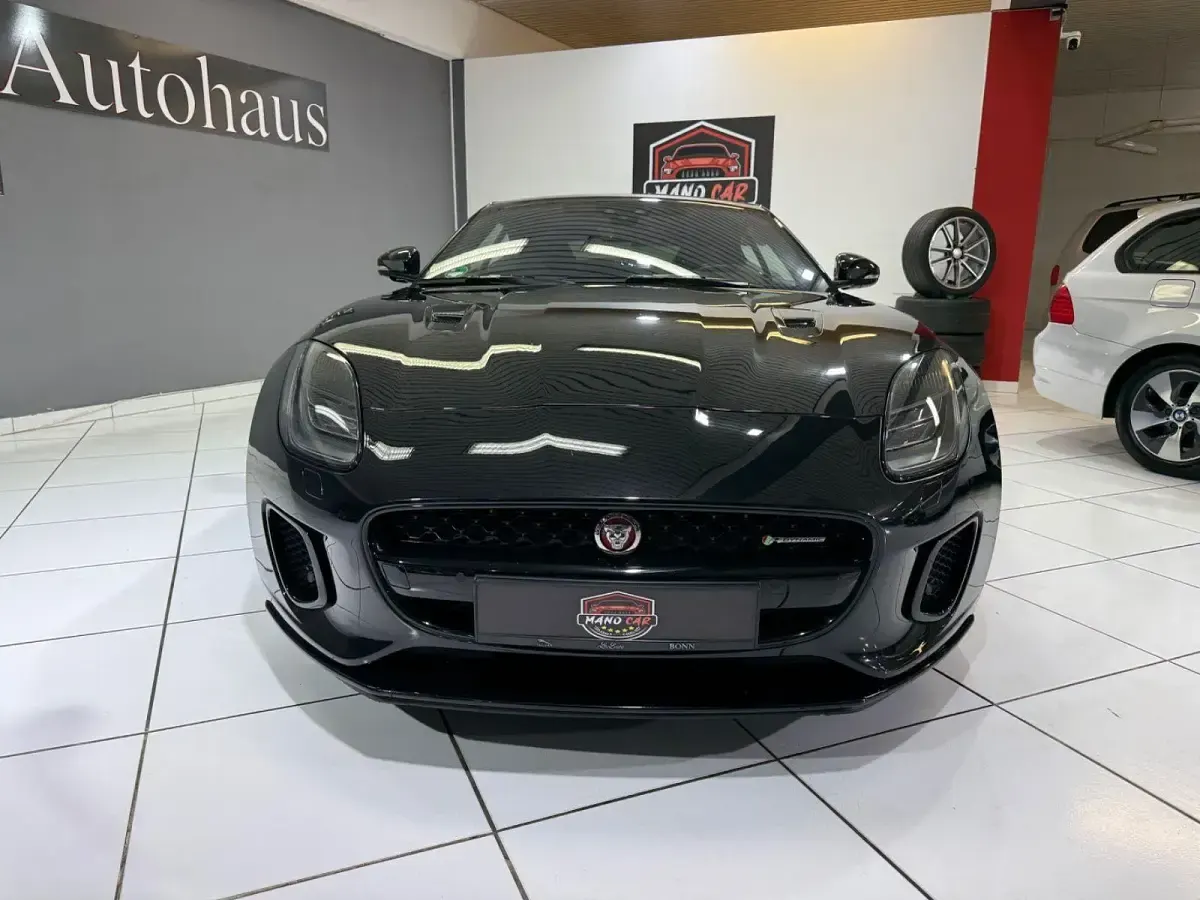 Gebraucht Jaguar F-Type R-Dynamic 381 PS (280 kW) 2020 Beige Coupé