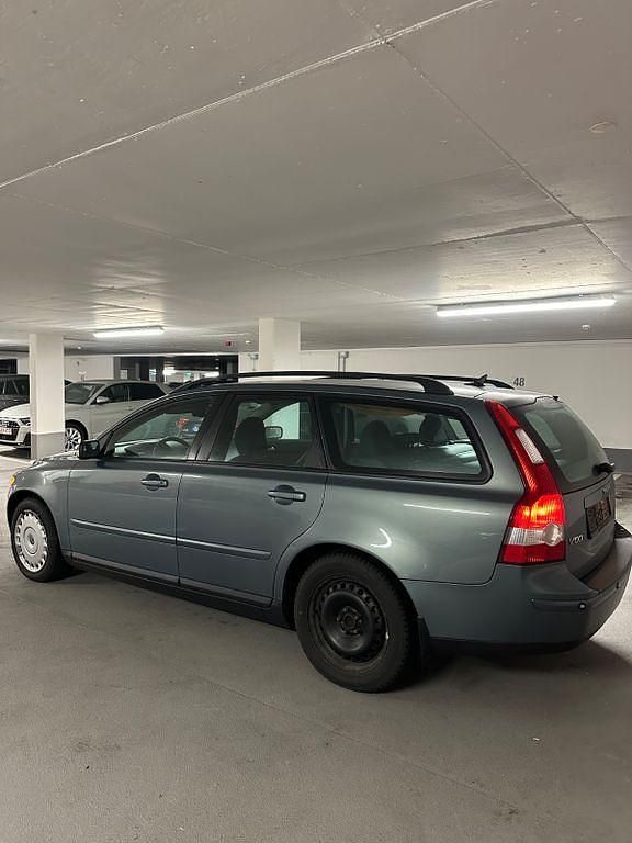 Gebraucht Volvo V50 105 PS (77 kW) 2004 Grau Kombi