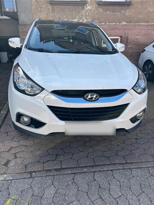 Gebraucht Hyundai ix35 184 PS (135 kW) 2011 Weiß SUV