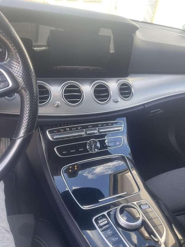 Second-hand Mercedes E220 194 CP (142 kW) 2016 Berlinǎ