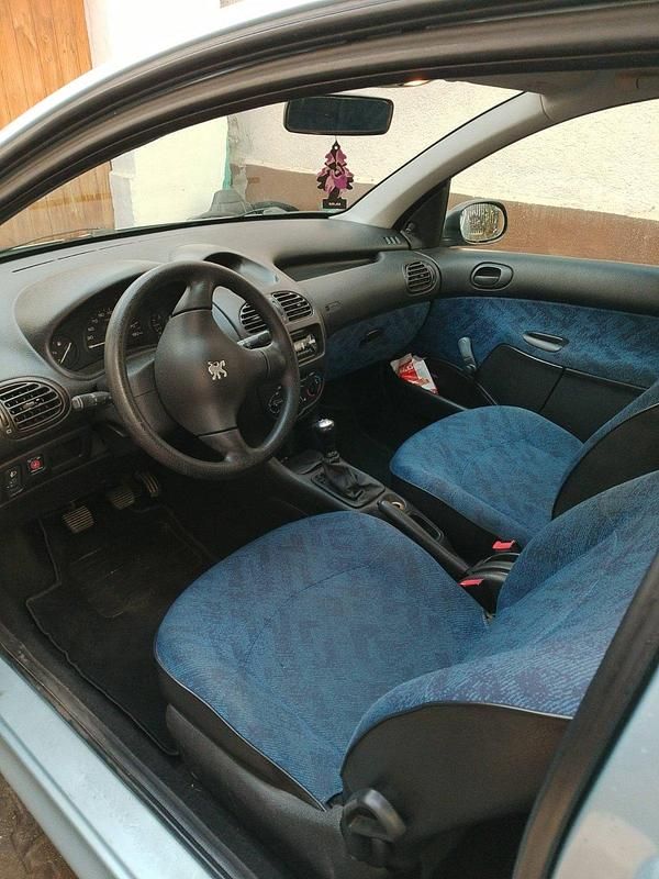 Gebraucht Peugeot 206 2001 Silber Kleinwagen