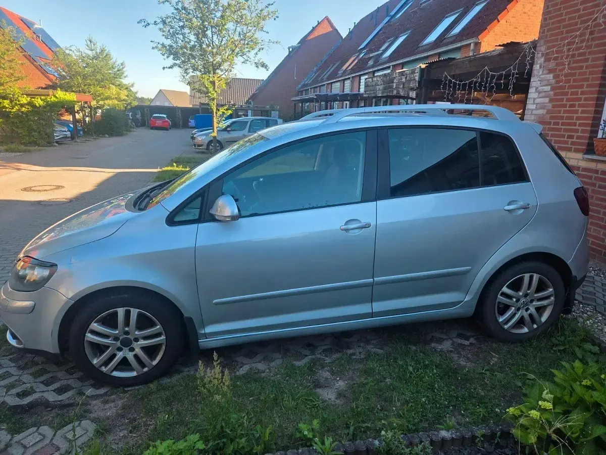 Gebraucht VW Golf V 140 PS (102 kW) 2007 Silber Kleinwagen