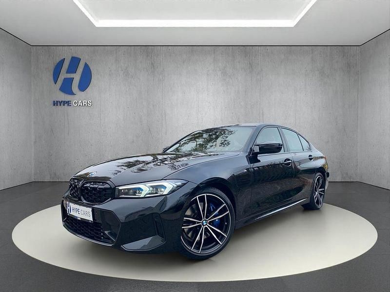 Black sapphire metallic Gebraucht 2022 BMW M340 Performance Limousine | 48.470 € (Fairer Preis) - Bild 1/4