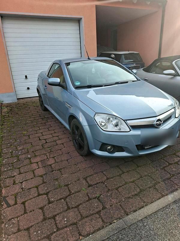 Gebraucht Opel Tigra 125 PS (91 kW) 2004 Blau Cabrio