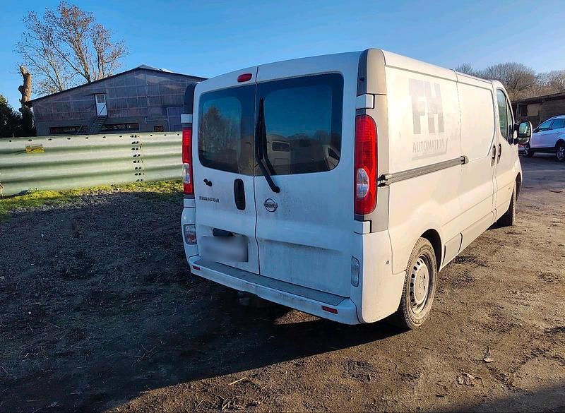 Gebraucht Nissan Primastar 115 PS (84 kW) 2013 Weiß Van / Kleinbus