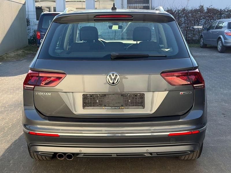Gebraucht VW Tiguan Highline 190 PS (139 kW) 2020 Grau SUV