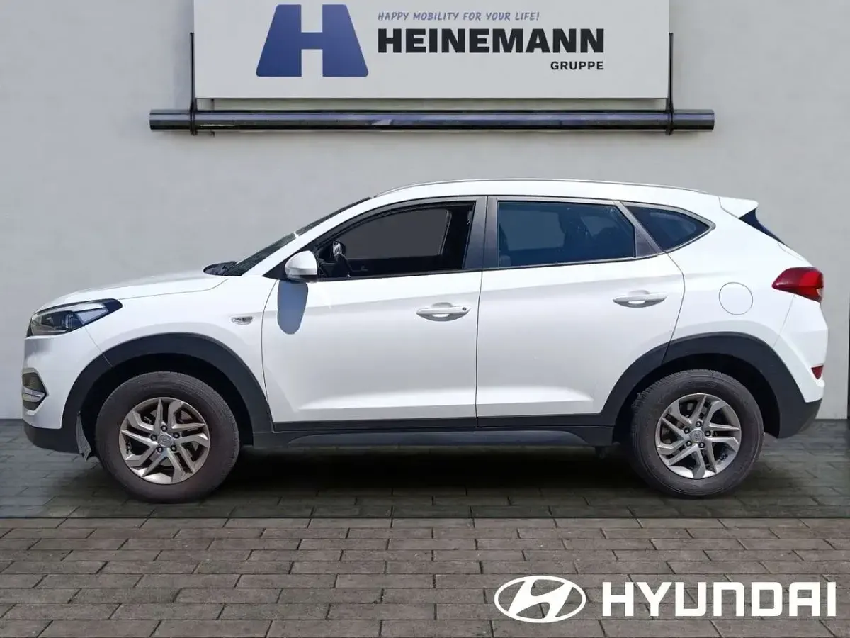 Gebraucht Hyundai Tucson 132 PS (97 kW) 2018 Polar white SUV