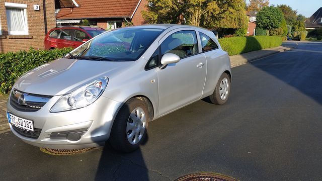Gebraucht Opel Corsa 60 PS (44 kW) 2009 Silber Kleinwagen