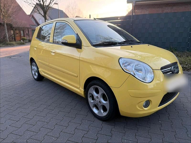 Gebraucht Kia Picanto 65 PS (47 kW) 2010 Gelb Kleinwagen