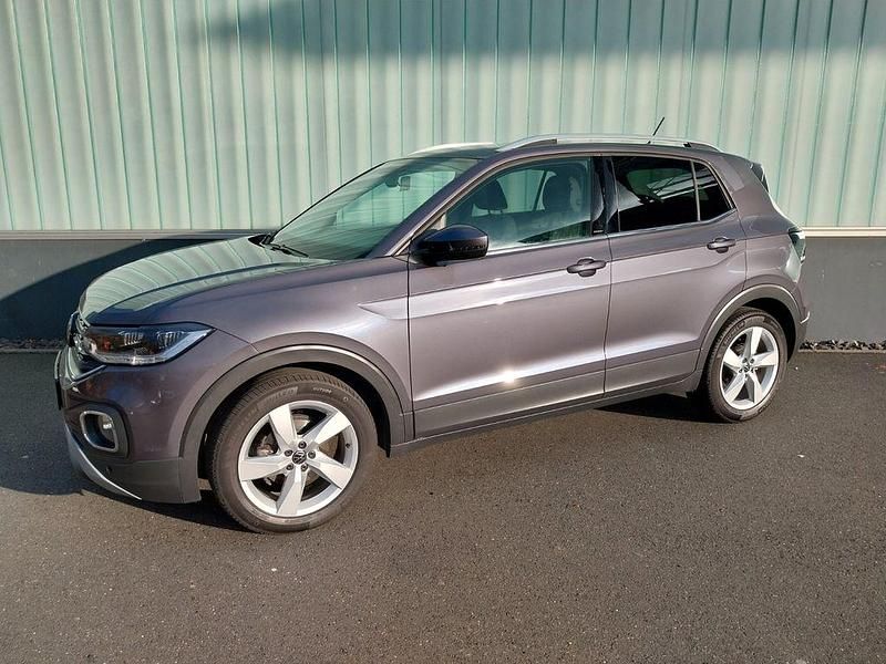 Rauchgrau Gebraucht 2021 VW T-Cross Pro SUV | 21.990 € (Fairer Preis) - Bild 1/4