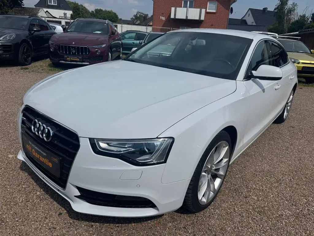 Gebraucht Audi A5 Sportback Sport 218 PS (160 kW) 2016 Weiß Kleinwagen