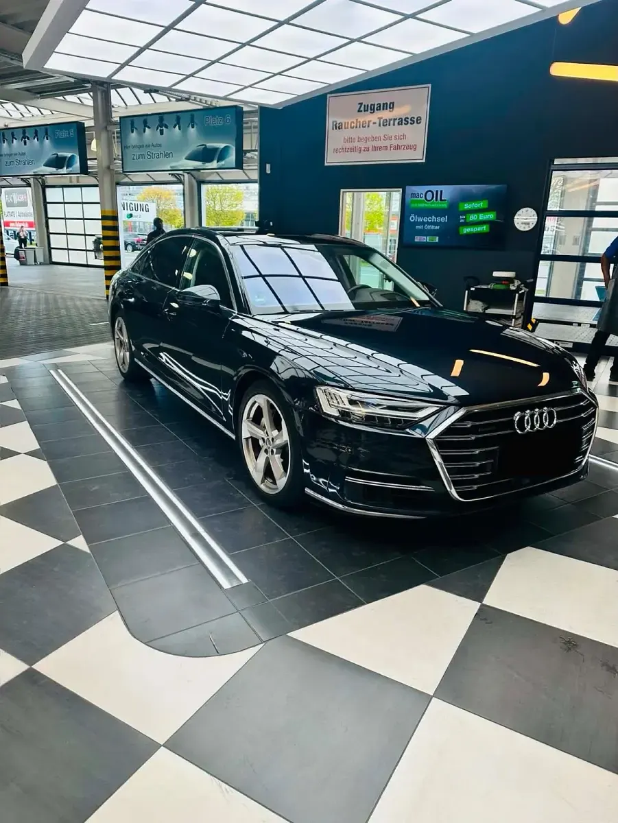 Gebraucht Audi A8L 286 PS (210 kW) 2019 Blau Limousine