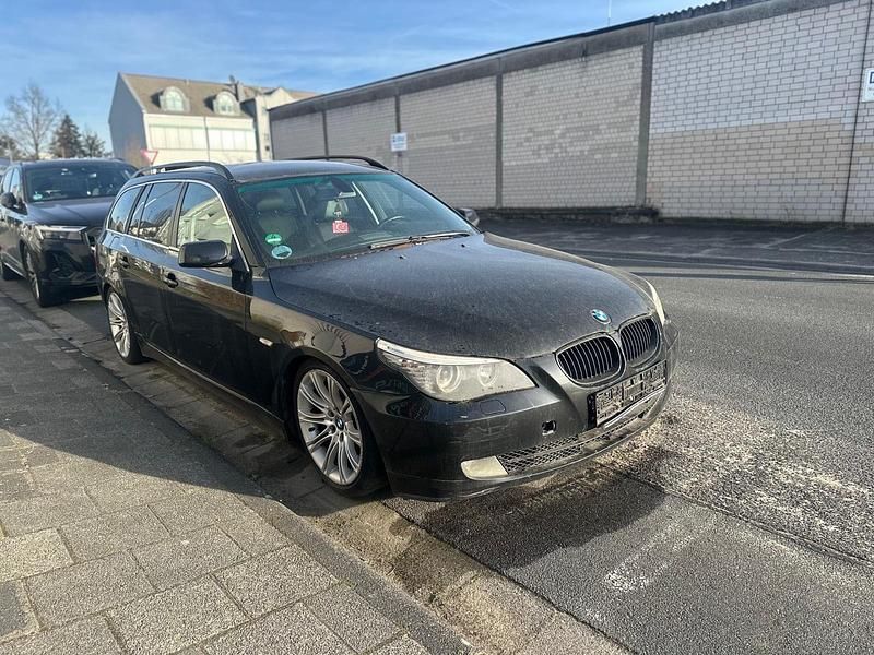 Gebraucht BMW 520 M Sport 177 PS (130 kW) 2009 Schwarz Kombi