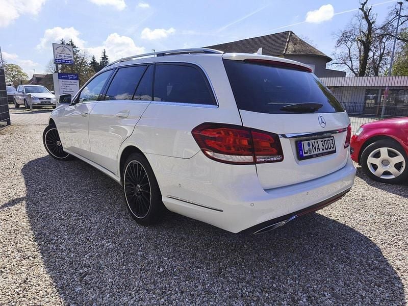 Second-hand Mercedes E250 204 CP (150 kW) 2013 Alb Break