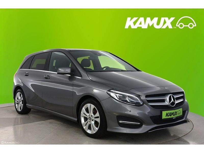 Mountaingrau met. Gebraucht 2018 Mercedes B200 Edition Van / Kleinbus | 18.500 € (Fairer Preis) - Bild 1/4
