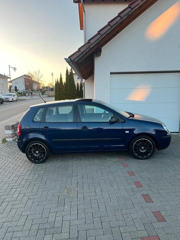 Gebraucht VW Polo 54 PS (39 kW) 2003 Blau Kleinwagen
