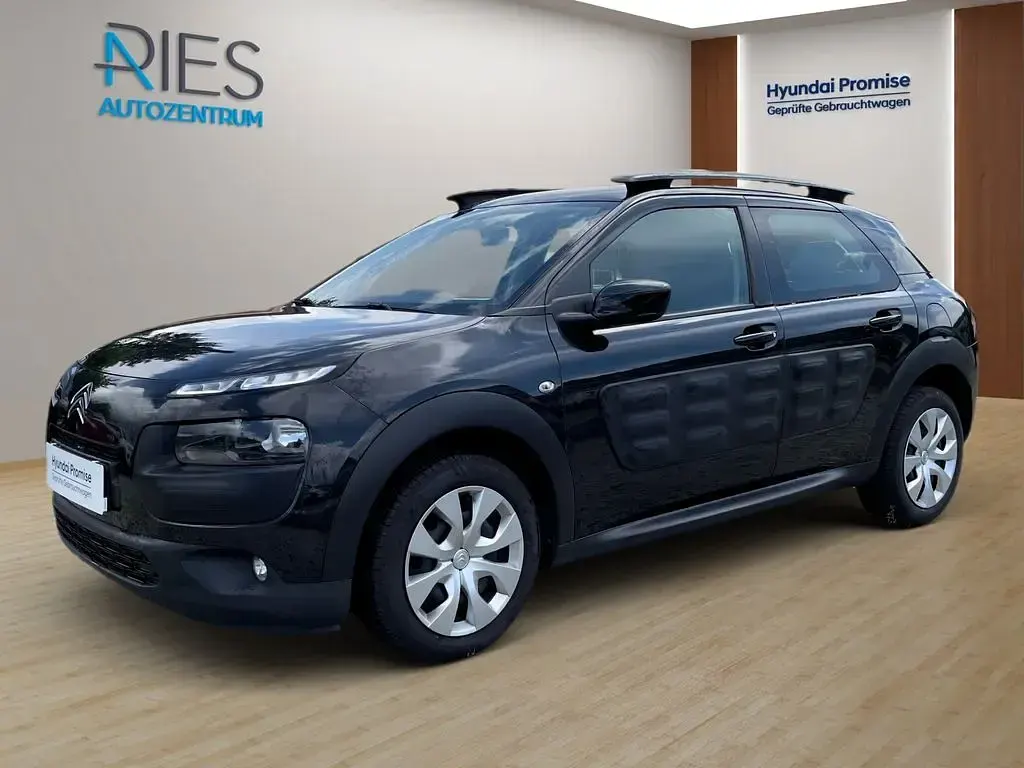 Gebraucht Citroën C4 Cactus Feel 110 PS (80 kW) 2017 Phantom black mica Kleinwagen