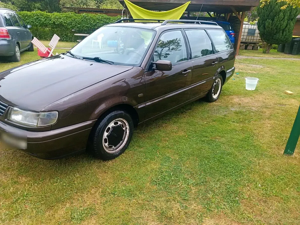 Gebraucht VW Passat 120 PS (88 kW) 1996 Braun Kombi