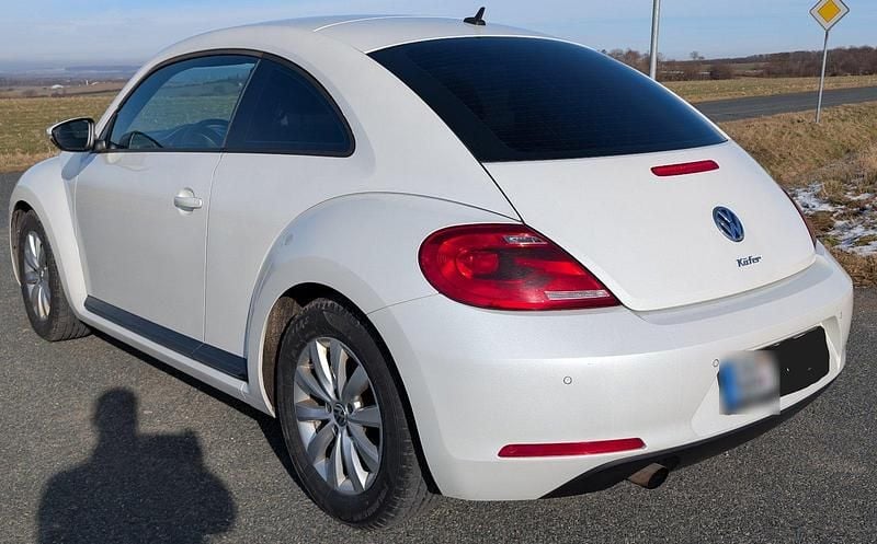 Usata VW Beetle 105 CV (77 kW) 2012 Bianco Utilitaria