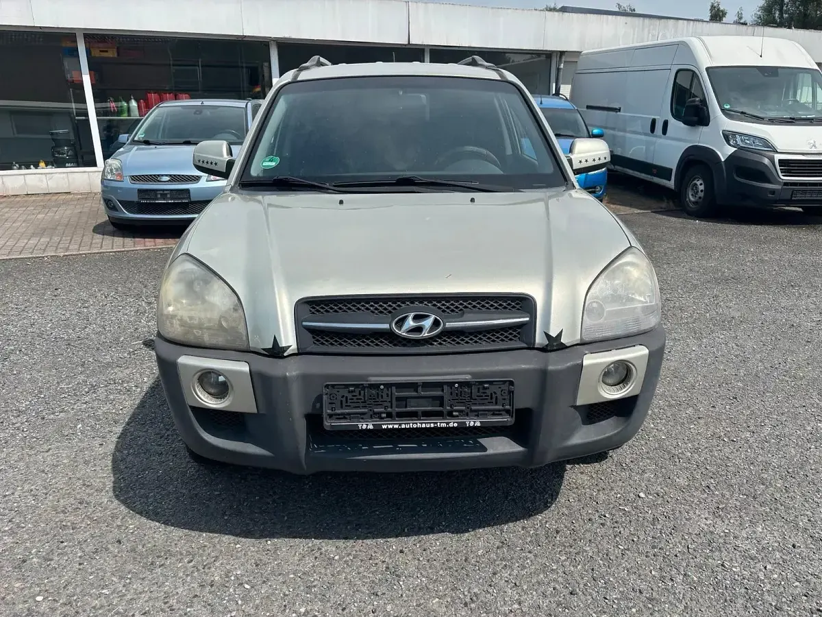 Gebraucht Hyundai Tucson 141 PS (103 kW) 2007 Silber SUV