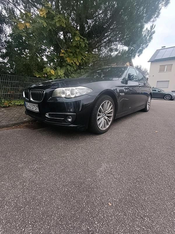 Schwarz Gebraucht 2015 BMW 525 Comfort Edition Limousine | 13.500 € (Superpreis) - Bild 1/4