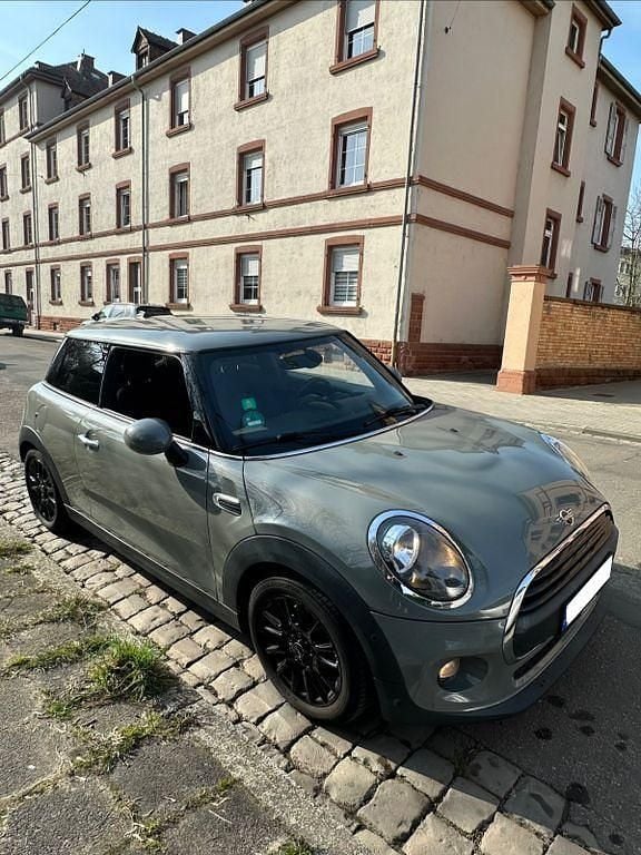 Gebraucht Mini Cooper 102 PS (75 kW) 2019 Grau Kleinwagen